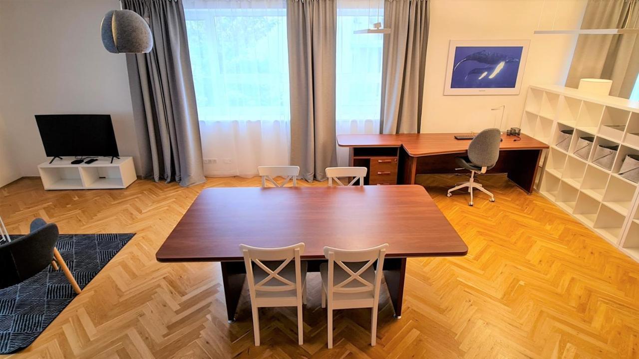 Prague 6 Apartments ภายนอก รูปภาพ