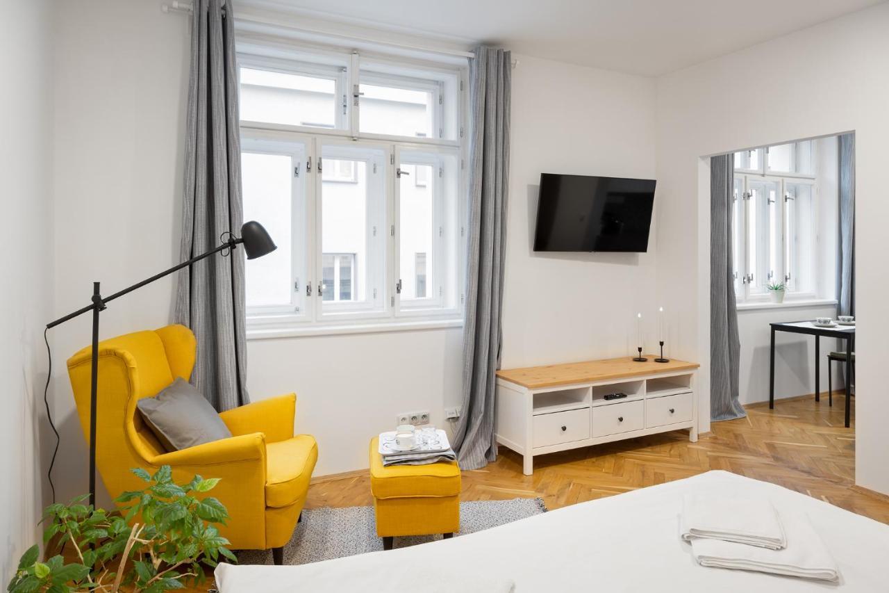 Prague 6 Apartments ภายนอก รูปภาพ